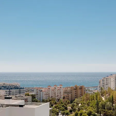 Magnificent Apartment, Close To The Beach, In * Estepona