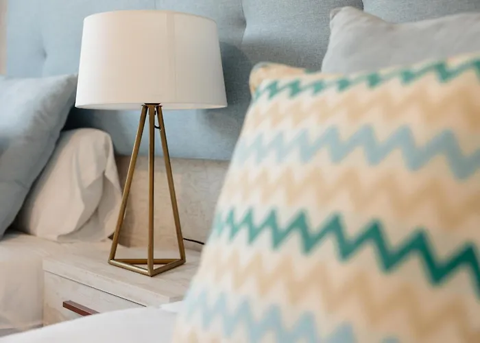 Apartment Magnificent Apartment, Close To The Beach, In