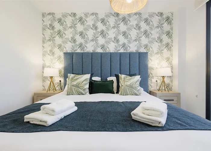 Magnificent Apartment, Close To The Beach, In Estepona