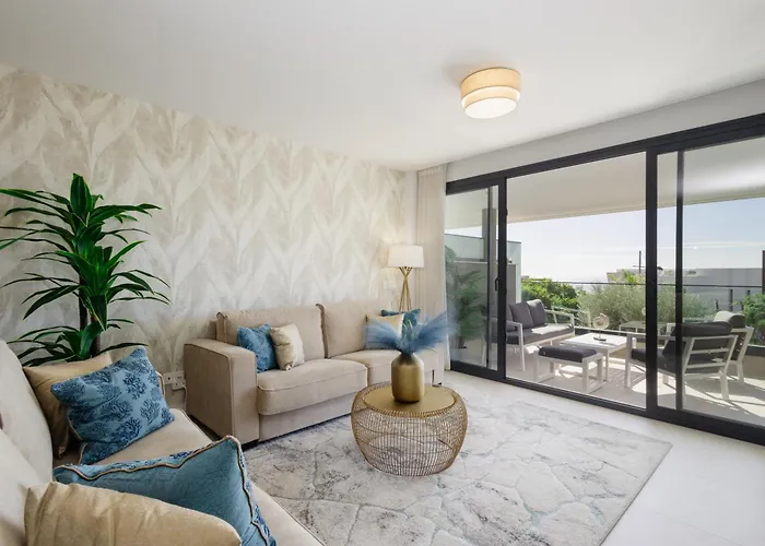 Apartment Magnificent Apartment, Close To The Beach, In *