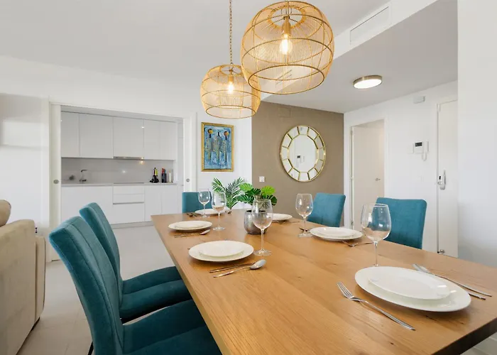 Apartment Magnificent Apartment, Close To The Beach, In