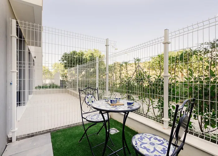 Magnificent Apartment, Close To The Beach, In Apartment Estepona