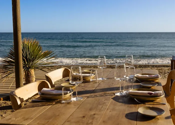 Apartment Magnificent Apartment, Close To The Beach, In