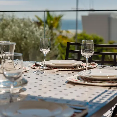 Magnificent Apartment, Close To The Beach, In * Estepona